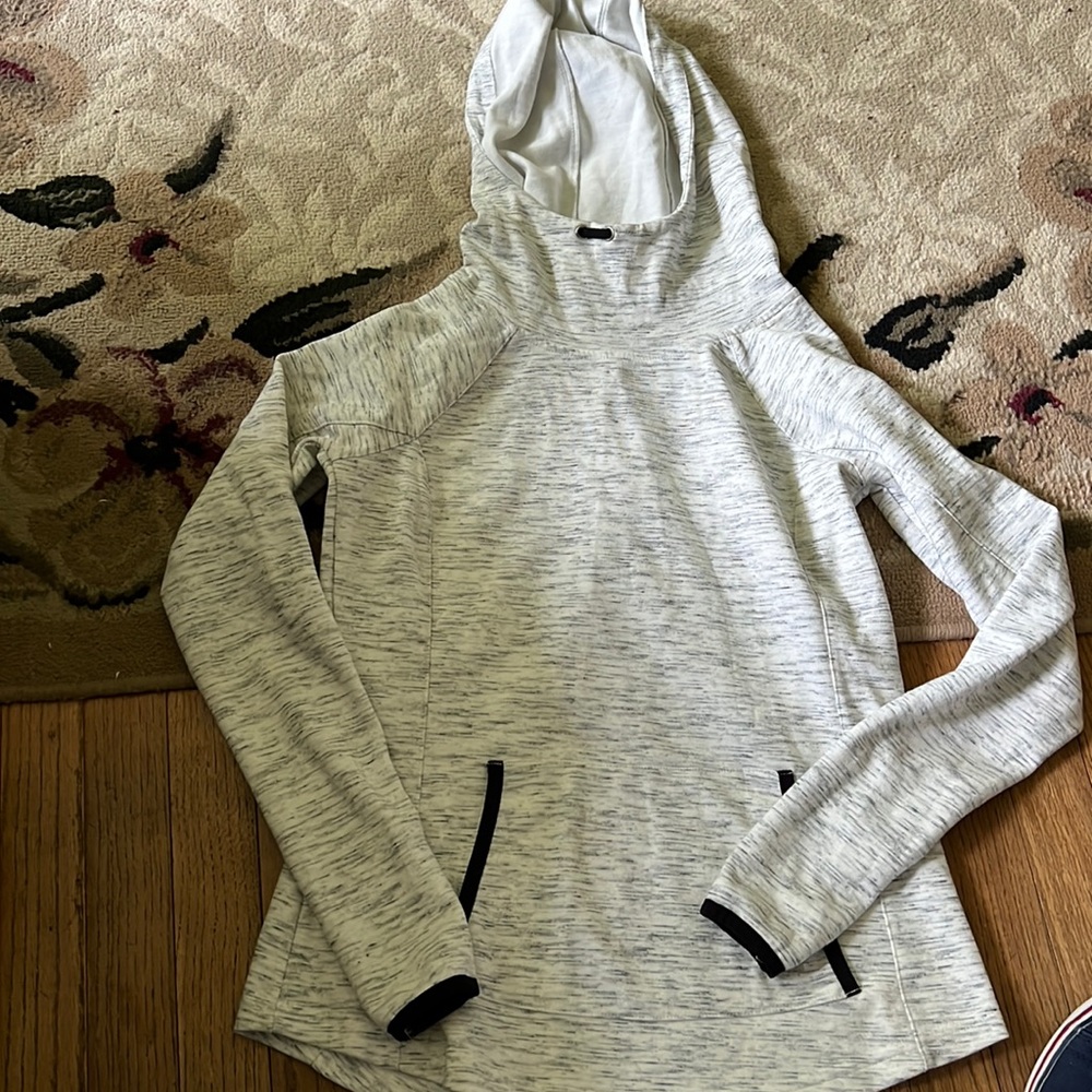 Hooded, high neck running sweatshirt